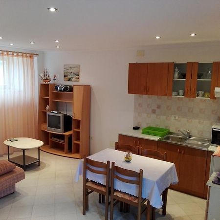 Apartment Luka Novigrad Istria Exterior foto